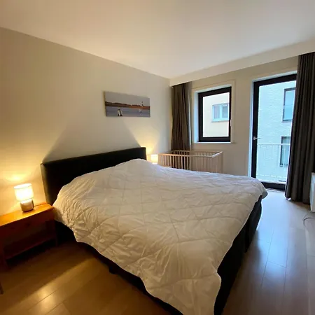 아파트 Garbi 401 With Beautiful Sea Views 니우포르트