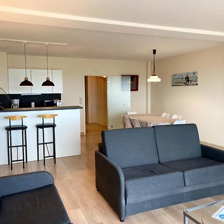 Garbi 401 With Beautiful Sea Views